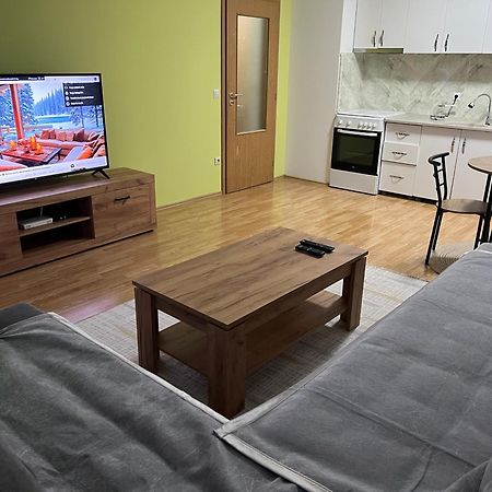 Prishtina Apartments พริสตีนา ภายนอก รูปภาพ
