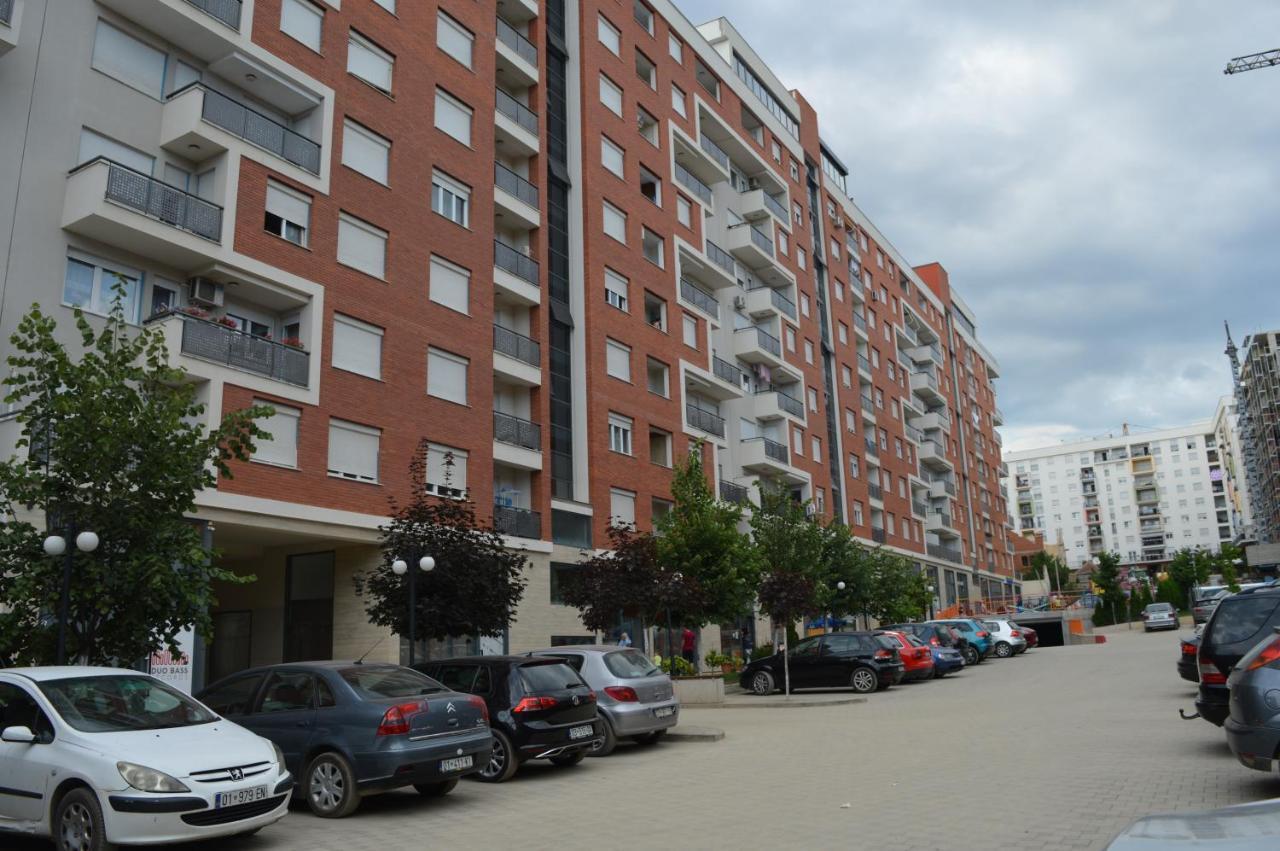 Prishtina Apartments พริสตีนา ภายนอก รูปภาพ