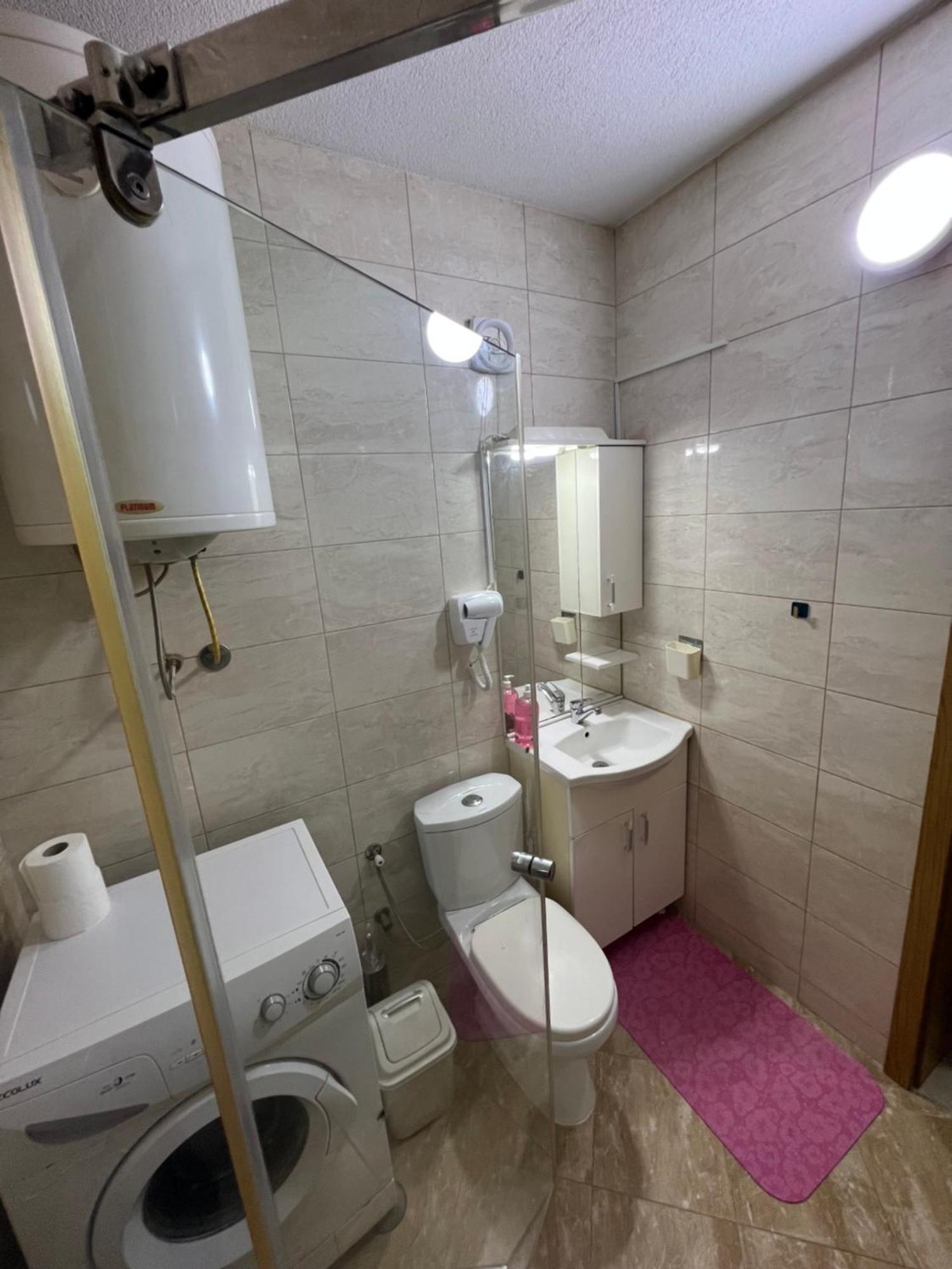 Prishtina Apartments พริสตีนา ภายนอก รูปภาพ